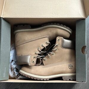 Timberland Light Brown Leather Boots